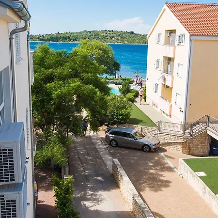Daire One Bedroom With Sea View *