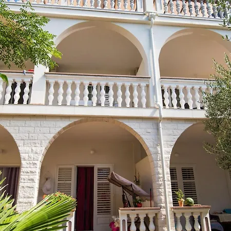 One Bedroom With Sea View Daire Srima